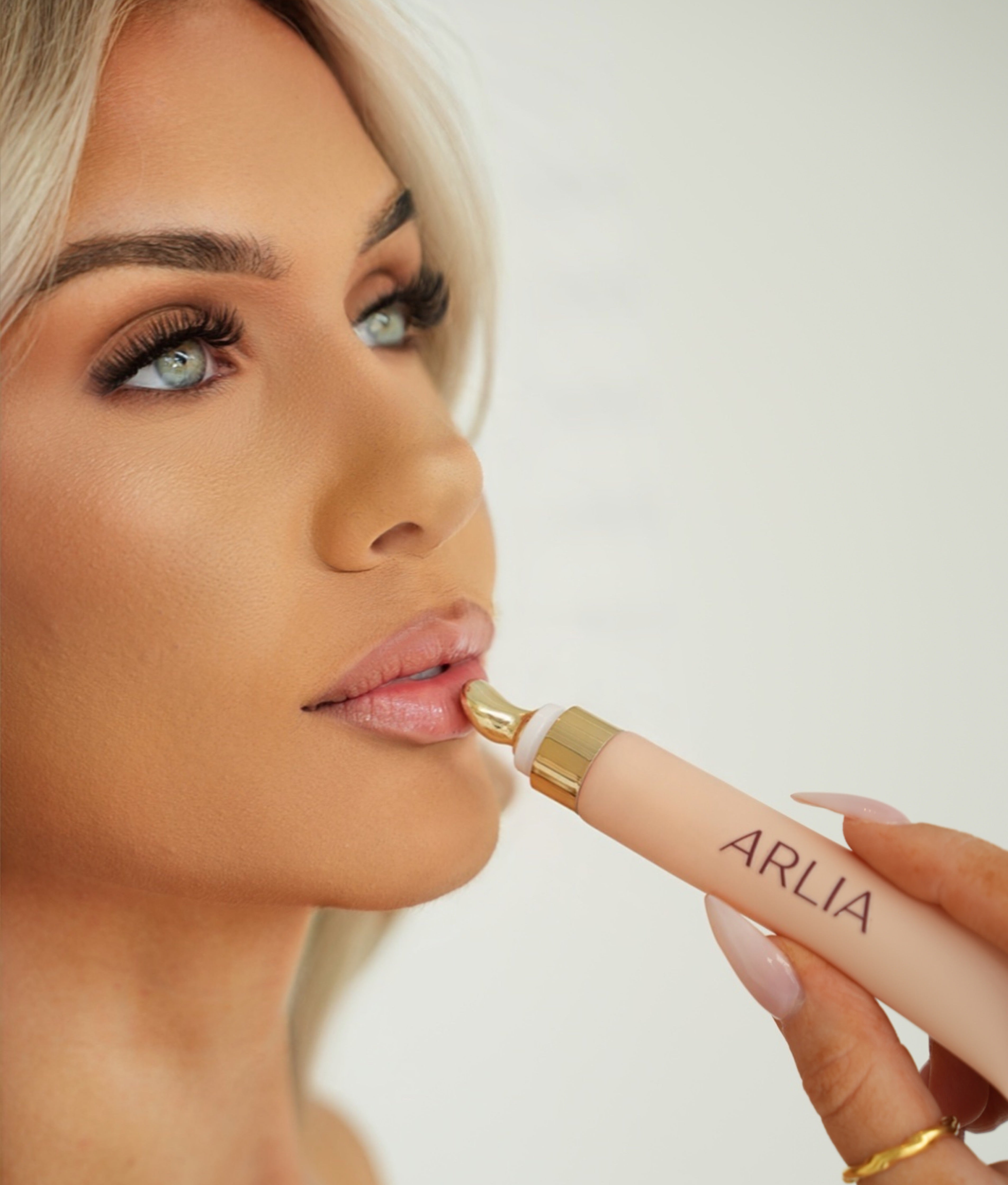 THE ARLIA GLOSS - Clear